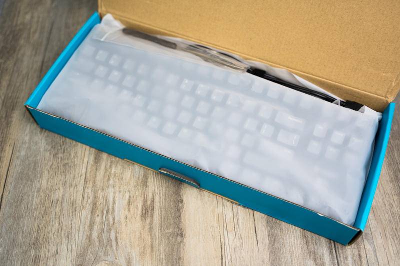 雷柏青轴机械键盘,雷柏v860-87青轴机械键盘评测