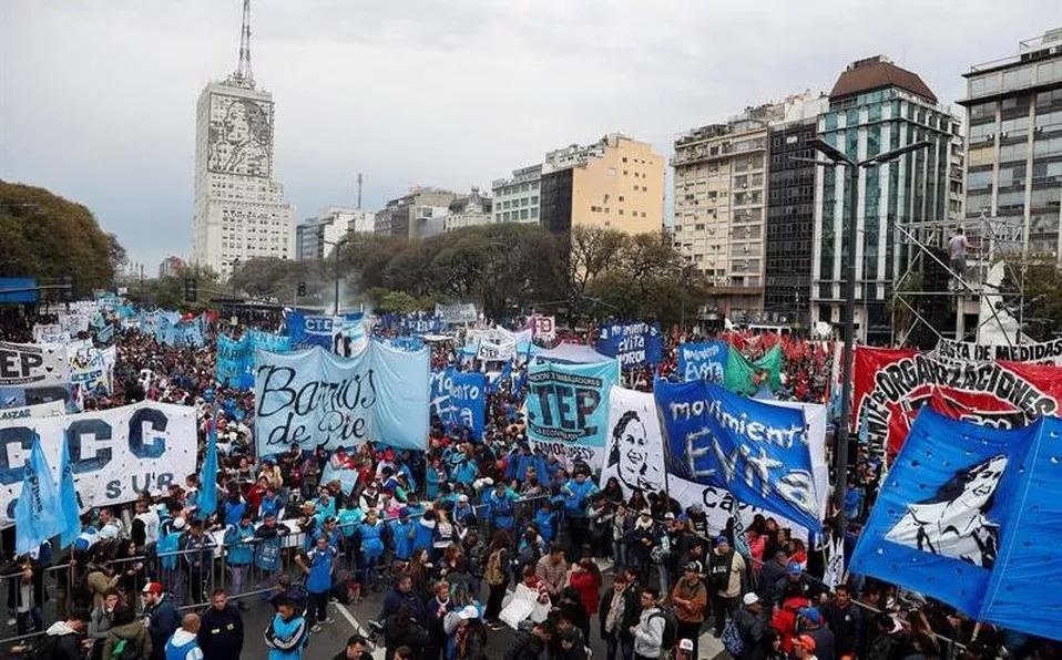 英国放弃了哪些殖民地国家,英国为什么不愿放弃马岛