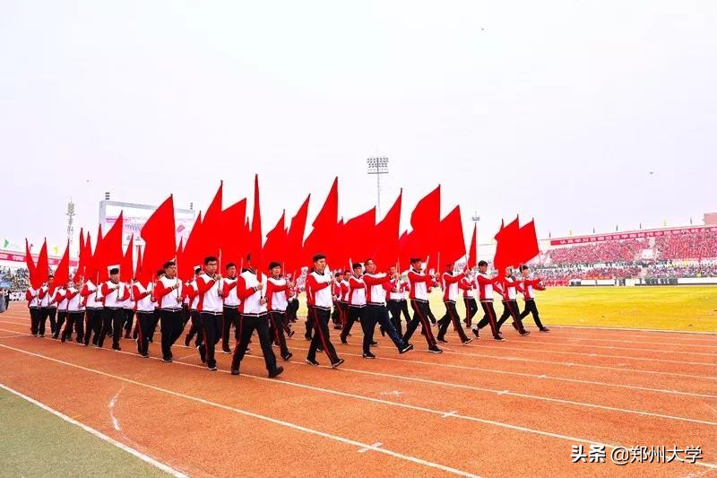 郑州大学阳光运动会800米,郑州大学春季运动会