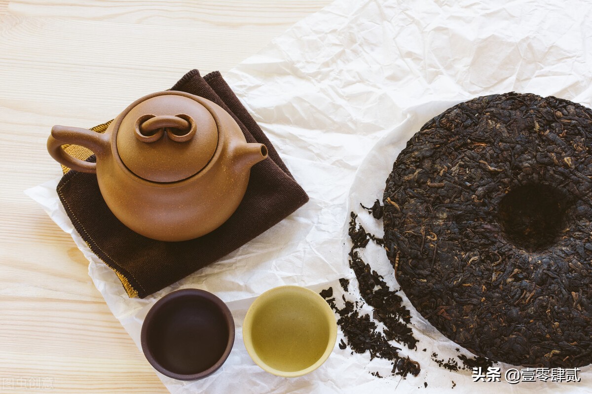 普洱茶饼的正确冲泡方法,普洱茶饼的冲泡方法和时间