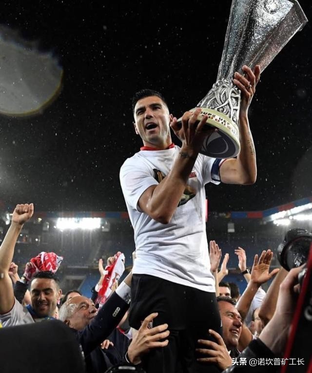 梅西夺冠后评论员反应,评论员谈梅西世界杯的领袖气质