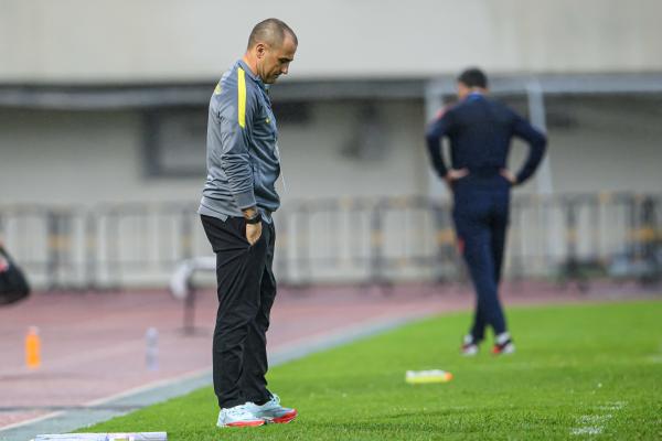 上媒嘲讽恒大：用“为国养士”标榜自己，实则毁了南粤足球和国脚