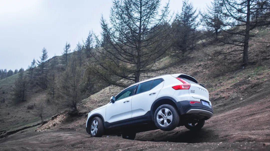 xc40沃尔沃越野测试,城市suv可以玩越野吗