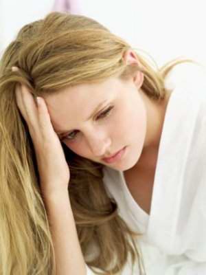 女性气血运行不畅气血亏虚吃什么,女性气血不足的症状吃什么药