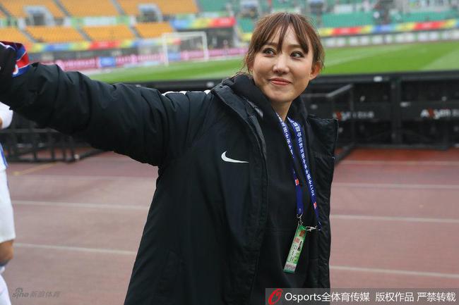 足球老板文筱婷简历,中超颁奖典礼2017文筱婷