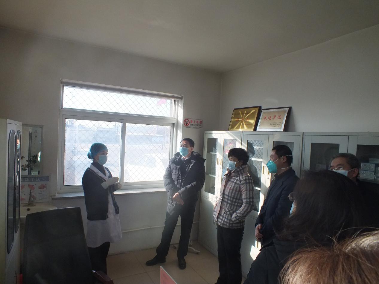 疫线最美坚守人故事,78岁白发村医奔赴抗疫一线