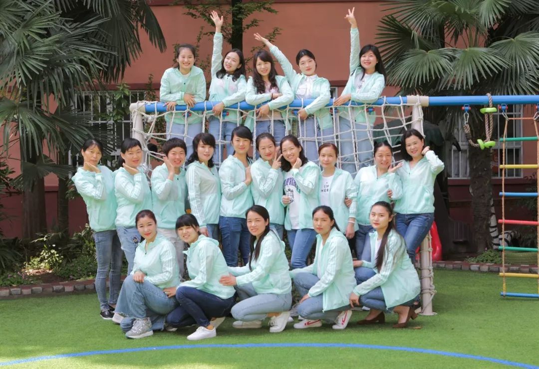 鍥犱负浼欓鑰屽嚭鍚嶇殑瀛︽牎,鍥犱负缇庨鐏殑瀛︽牎