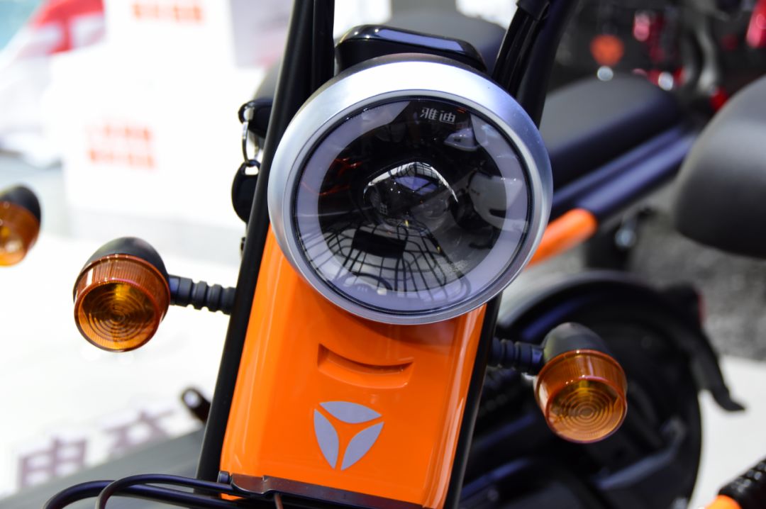 电动车电瓶饿死大灯不亮怎么修复,电动车大灯不亮喇叭不响怎么回事