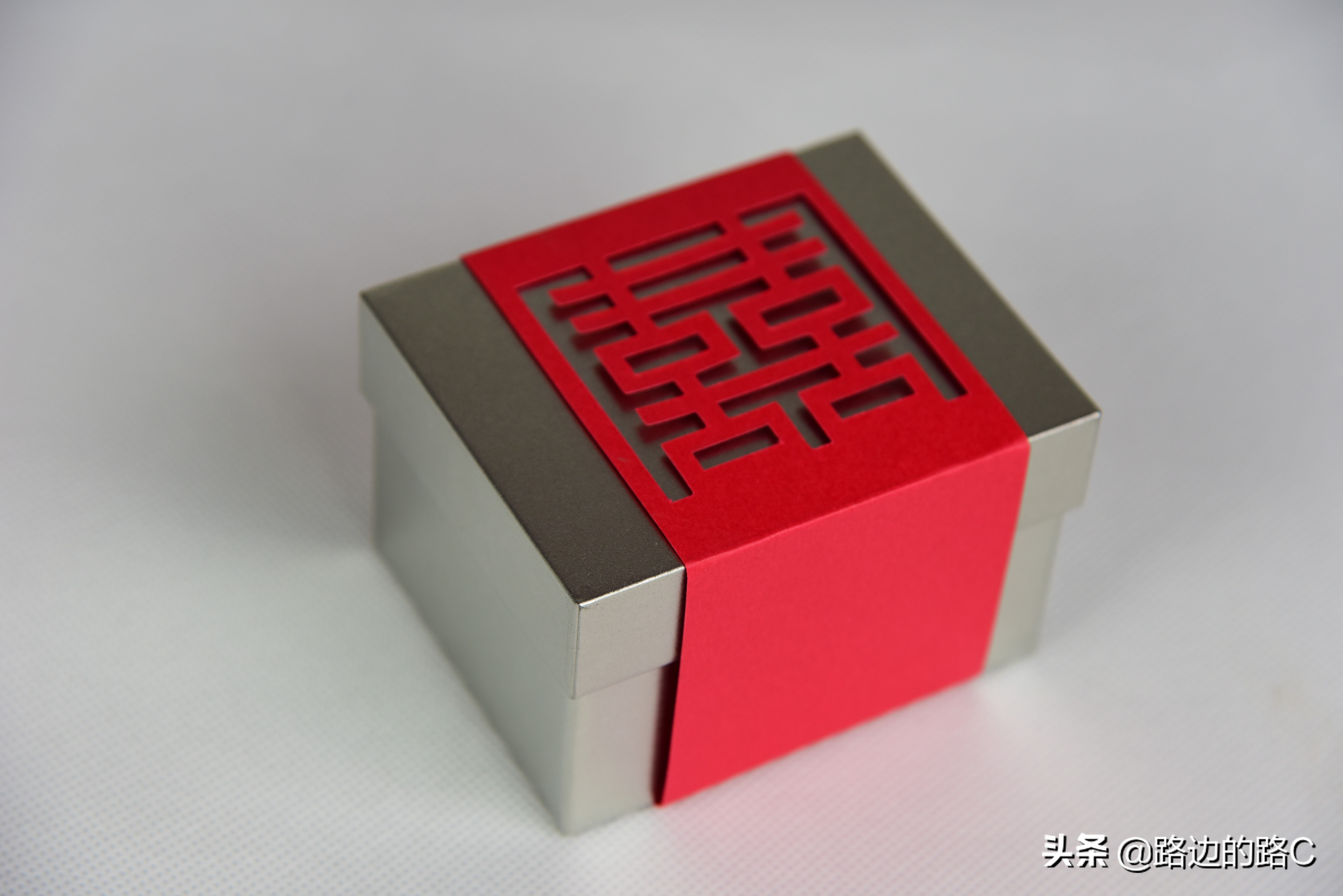 教育部“离校不离学”号召下我们来学——拍摄婚庆喜糖包装