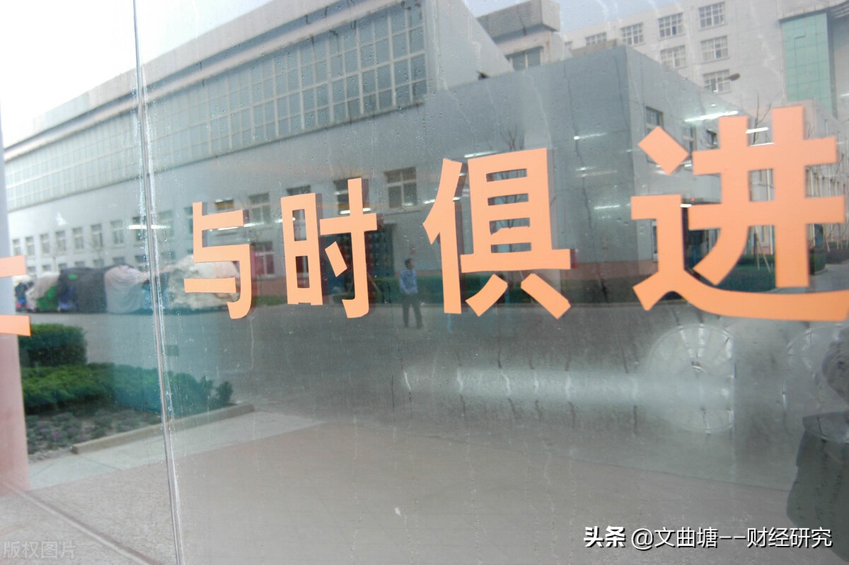 散户炒股能赚钱的几率,散户在股市赚钱的难点在哪里