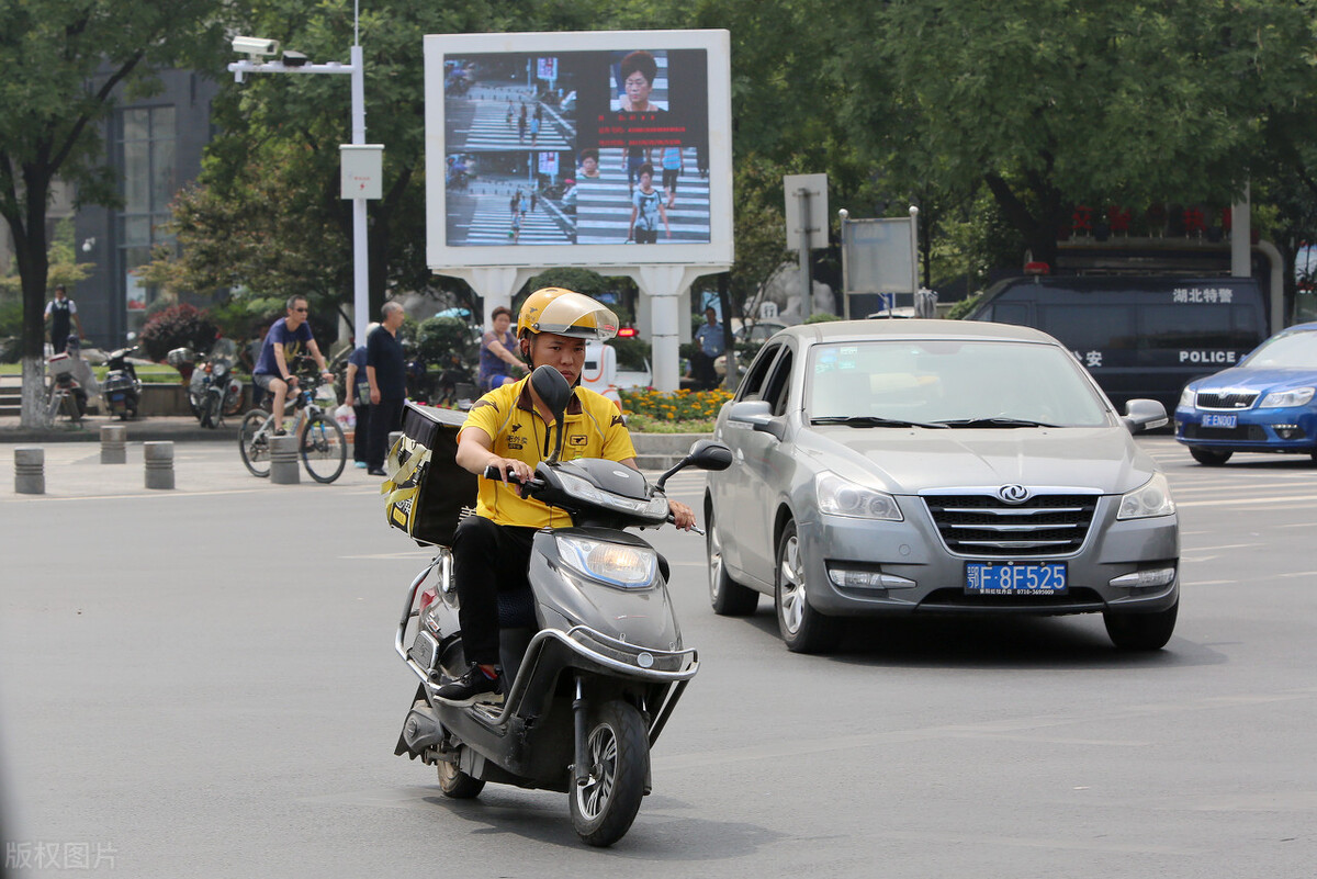 美团470万骑手没买社保,美团不给骑手交社会保险合理吗