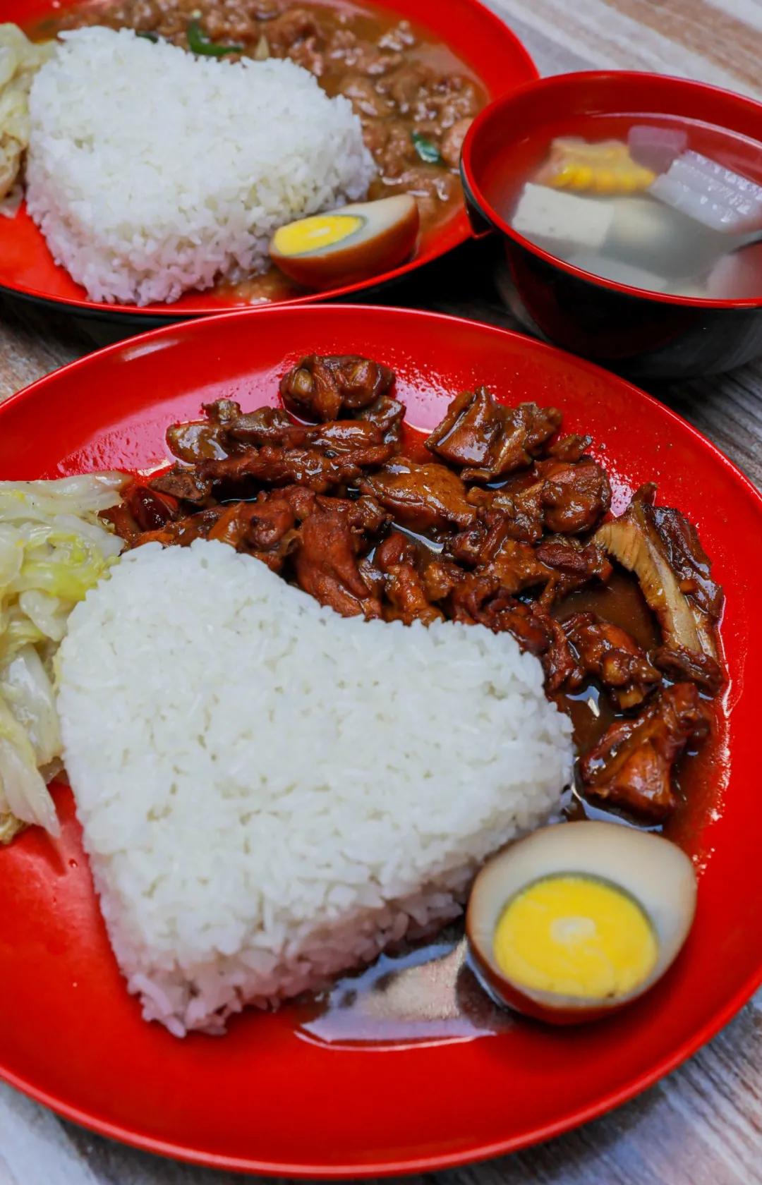 华大学生街藏了10年的古厝餐厅，吃一口都是外婆家味道