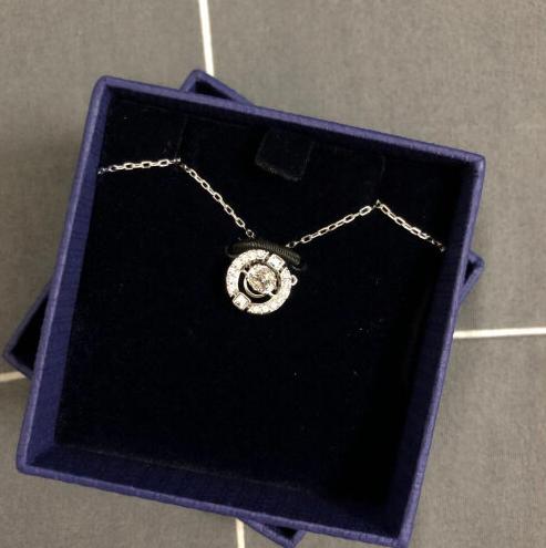 为女朋友挑选礼物很难过,为女朋友挑选心仪珠宝