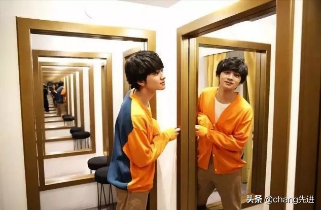 日本的奇特的“脱鞋文化”，让脚气患者很纠结，这鞋脱还是不脱？