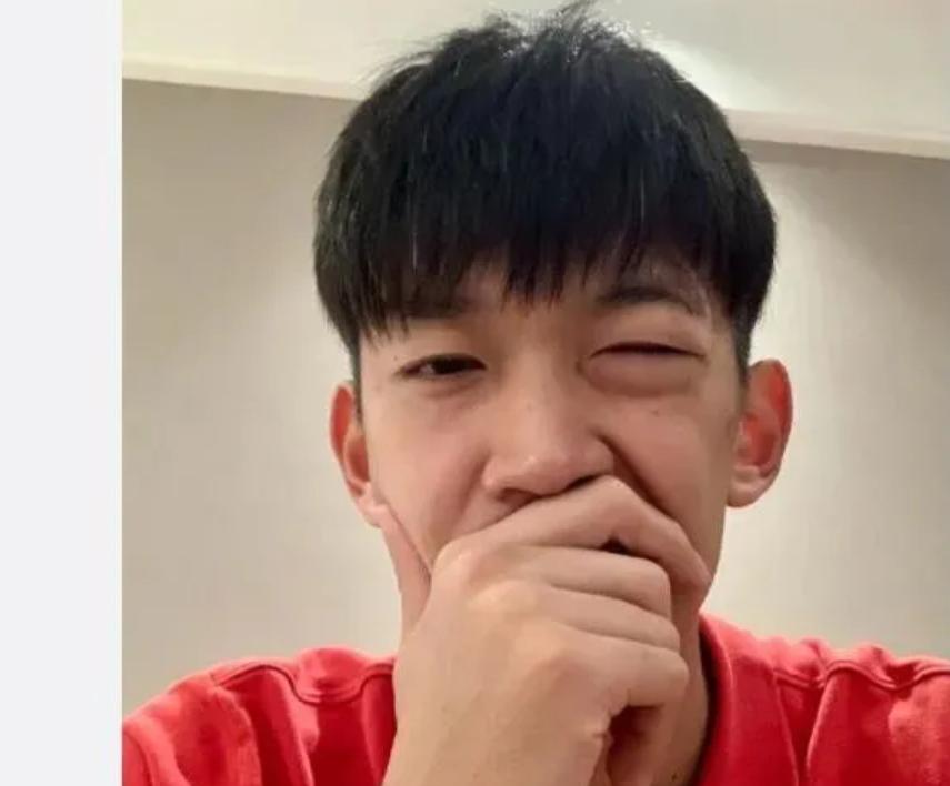 申花球迷殴打警察后续,申花球迷殴打者后续