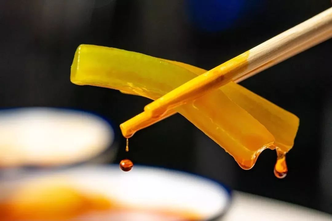 “酒鬼少女”特邀，900公里外的成都网红酒馆终于空降昆明