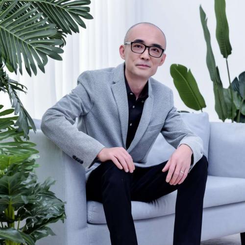 卡姿兰唇釉和完美日记唇釉哪个好,完美日记和卡姿兰化妆品哪个好