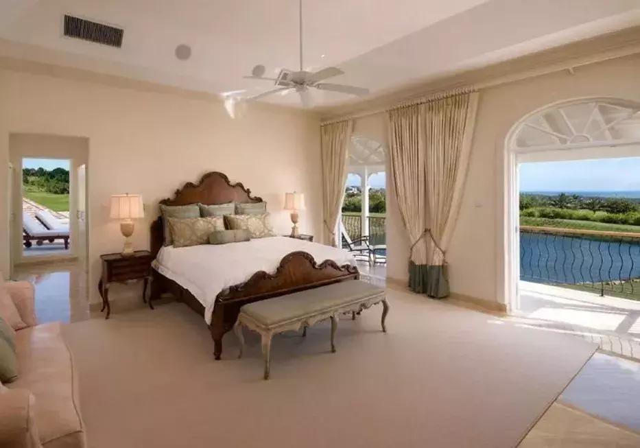 梅西和c罗谁豪宅最好,身价十亿的球星