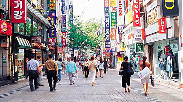 韩国官员酒驾,韩国人醉酒呕吐