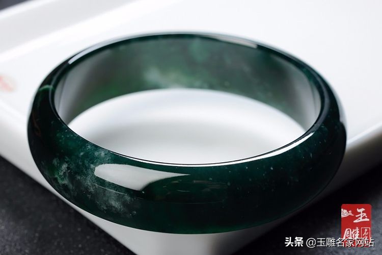 玉镯怎么鉴别真假视频,玉镯怎么鉴别真假