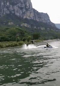 搞笑段子：骑上我心爱的小乌龟