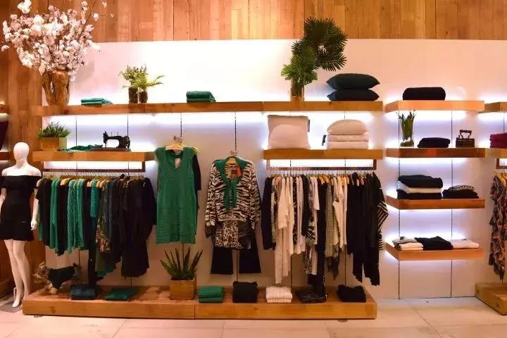 服装店挂衣服陈列技巧,服装陈列挂衣技巧