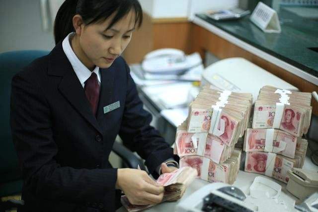 有二十万怎么存建设银行收益更高,建设银行一年存20万能赚多少利息