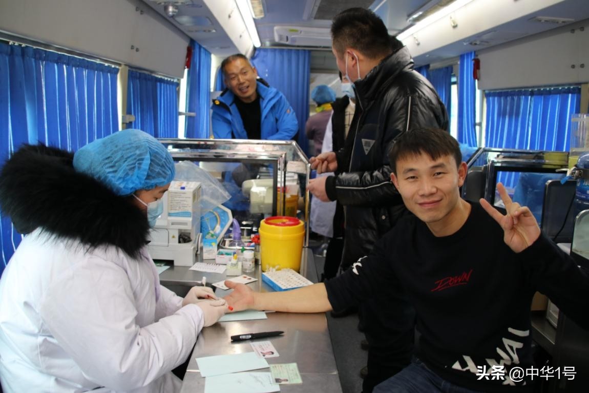 阜阳军分区开展献血活动,阜阳市献血