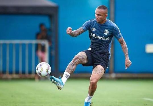 巴西三名前锋,巴西三个后卫