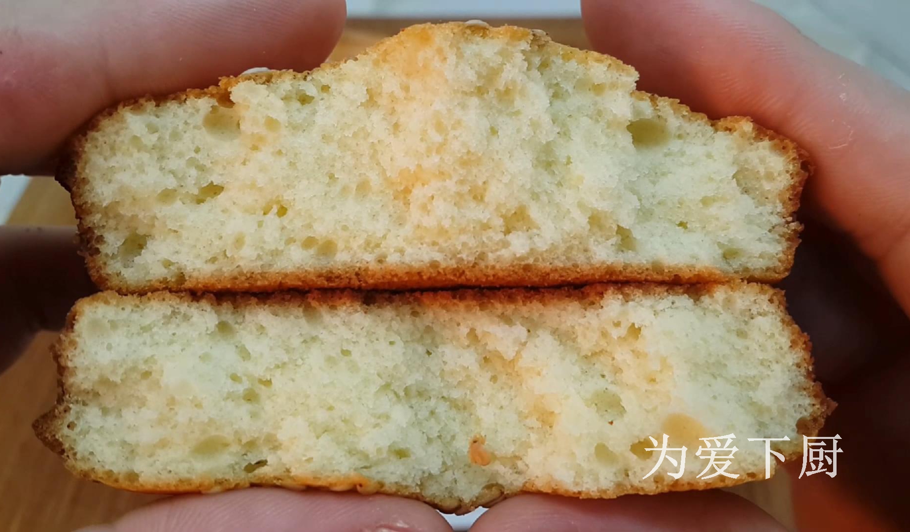 只用牛奶和鸡蛋做蛋糕不用打蛋器,鸡蛋做蛋糕简单不用烤箱