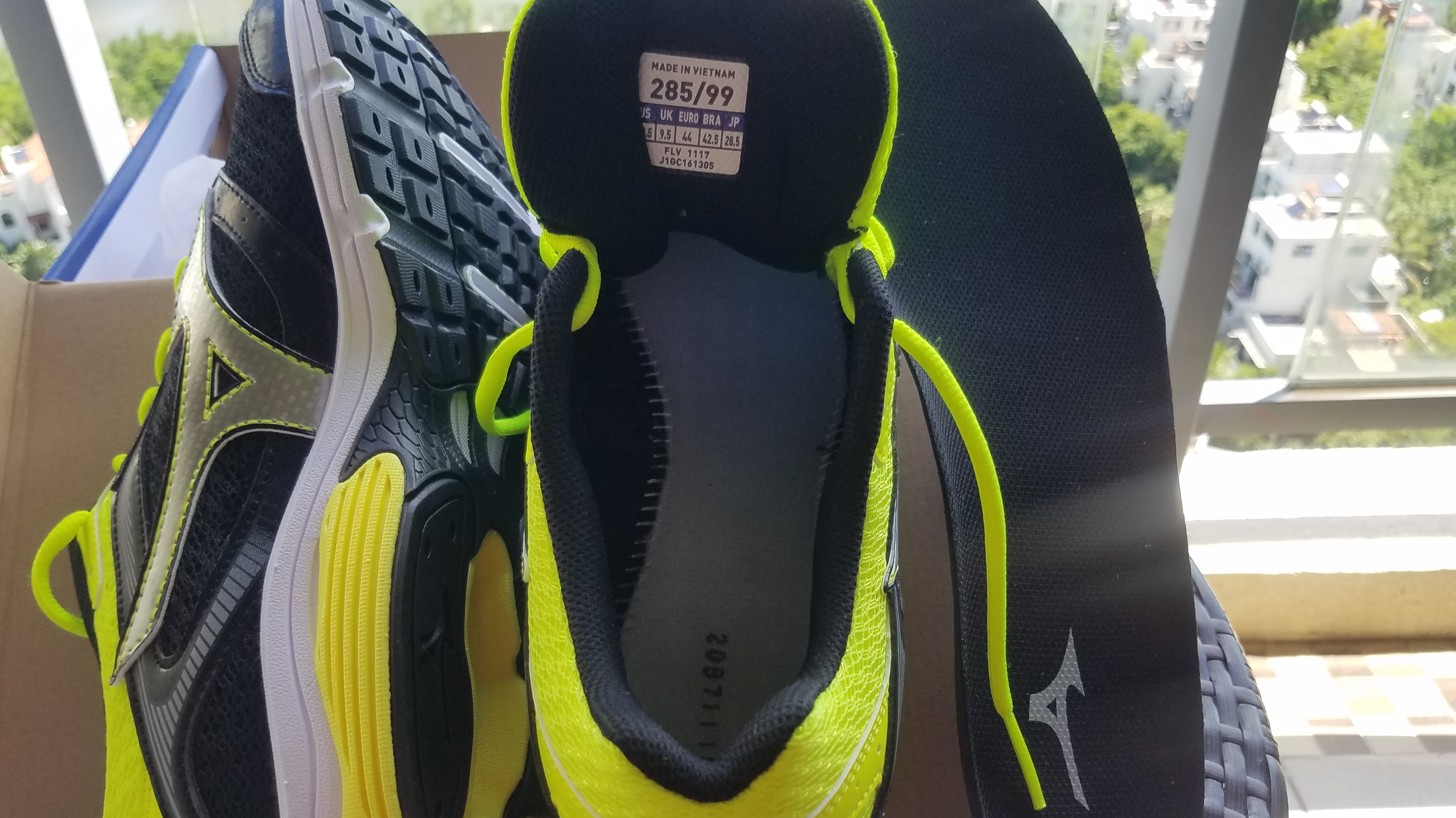 美津浓跑步鞋好不好,美津浓最透气的跑步鞋