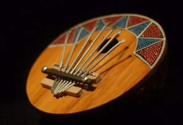 “一曲肝肠断，非洲何处觅知音”卡林巴琴