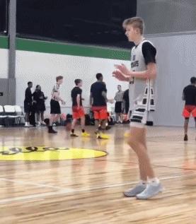 岁月是把杀猪刀时间无痕催人老,岁月就像杀猪刀一刀催人老