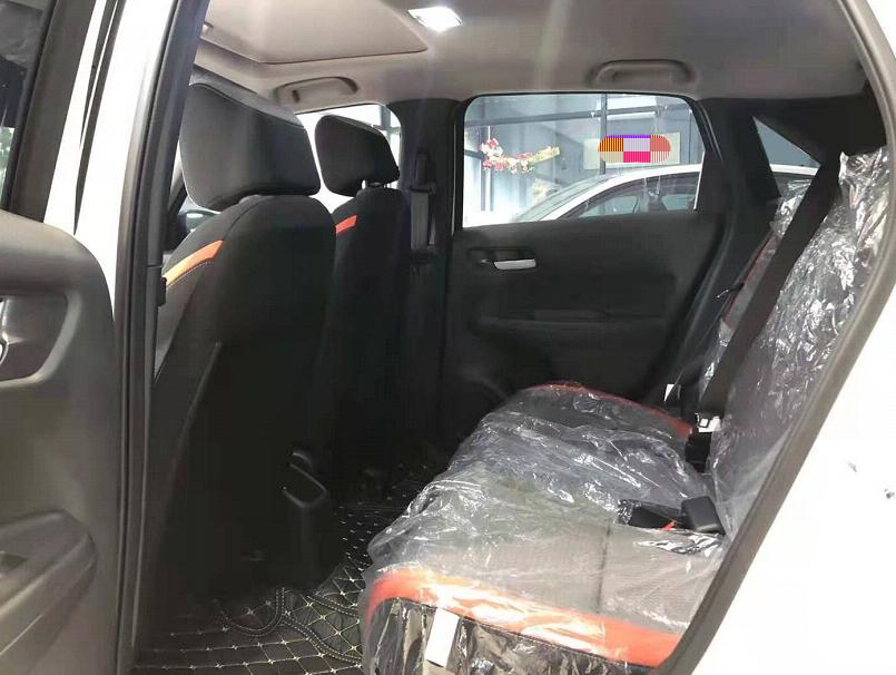 本田飞度空间图片大全,本田飞度空间小