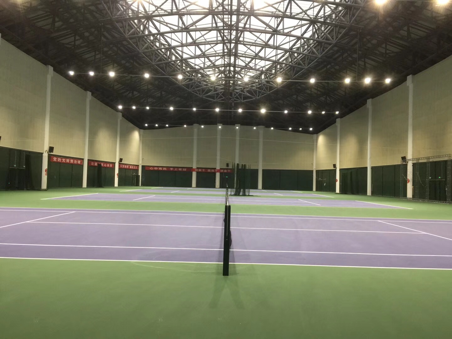郑赛赛夺顶级赛首冠！LED网球场照明的优势到底在哪？