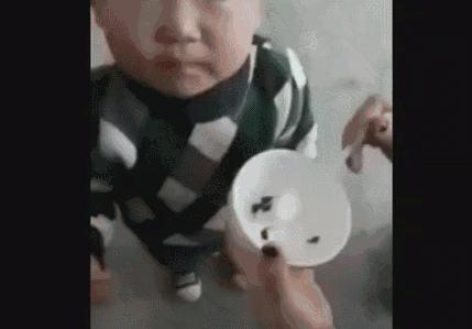 花椒面止血，活蝌蚪下火，开水止抽搐……父母不用考试，细思恐极啊