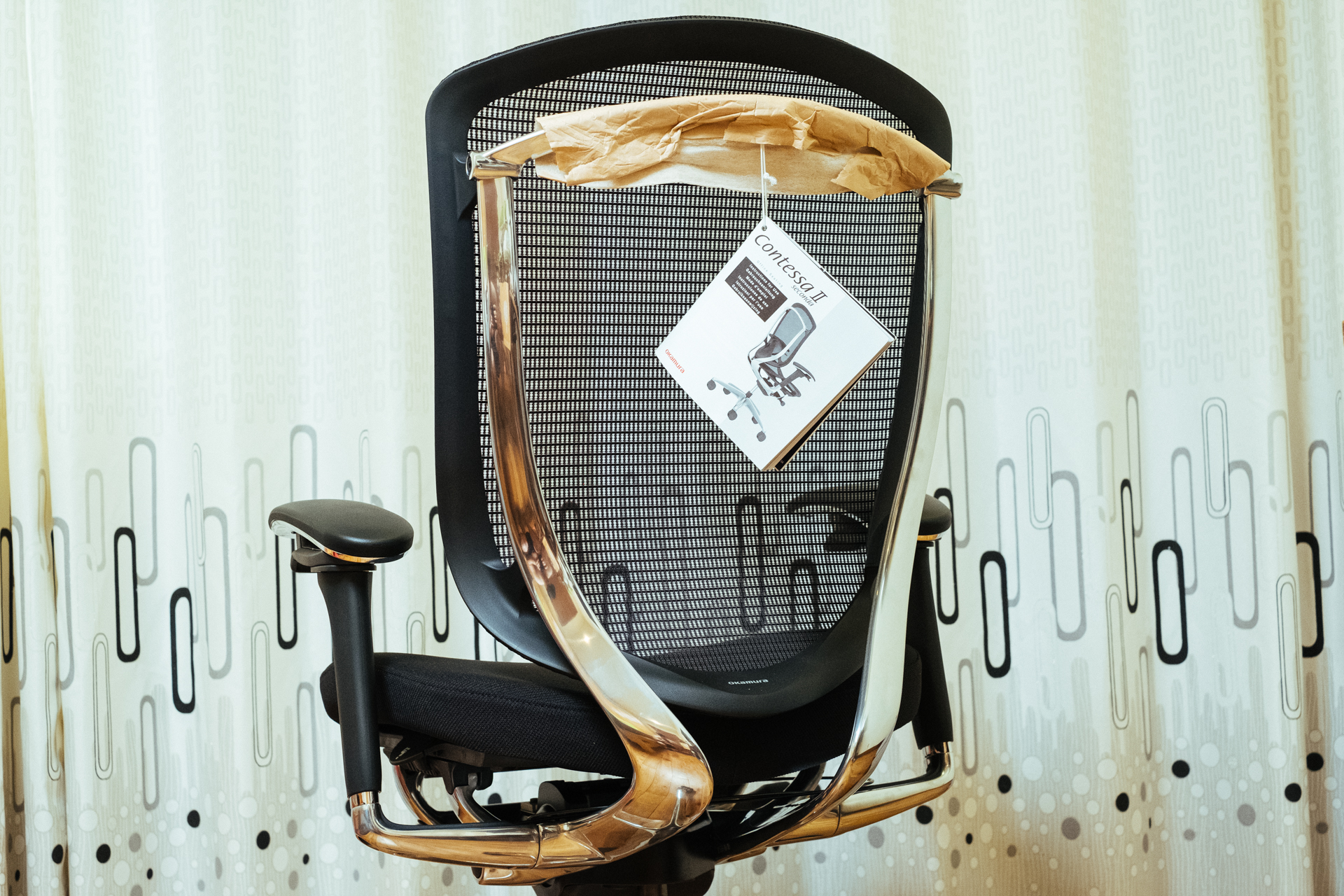 冈村电脑椅测评,冈村contessa一代和二代