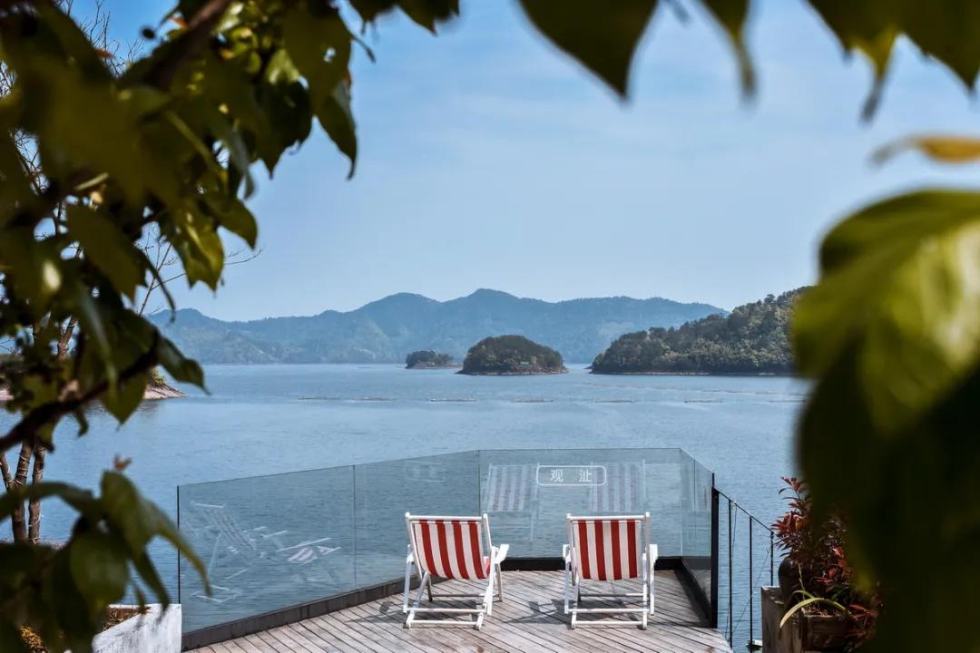 真正一线湖景！千岛湖这家“颜值杀”民宿自带一个超强属性