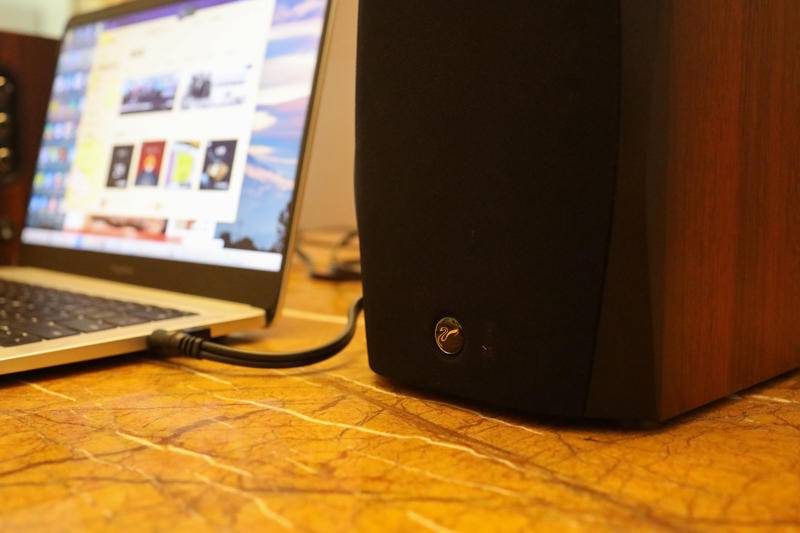 惠威d1100和漫步者s1000有什么区别,惠威d1100和漫步者r2000db对比