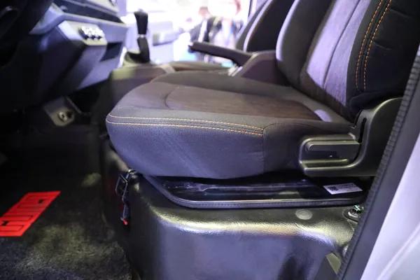 车身长5.8米的轿车,奇瑞开瑞x6小微卡