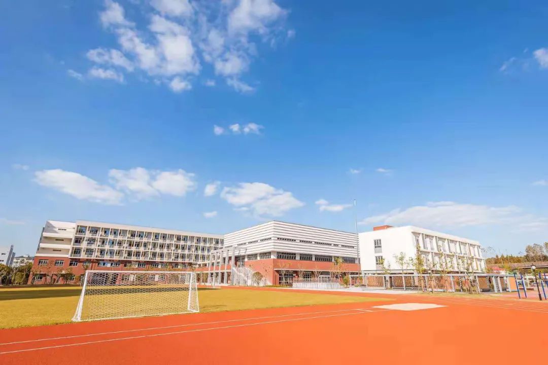 新学年新学校新开始,新学年新校园