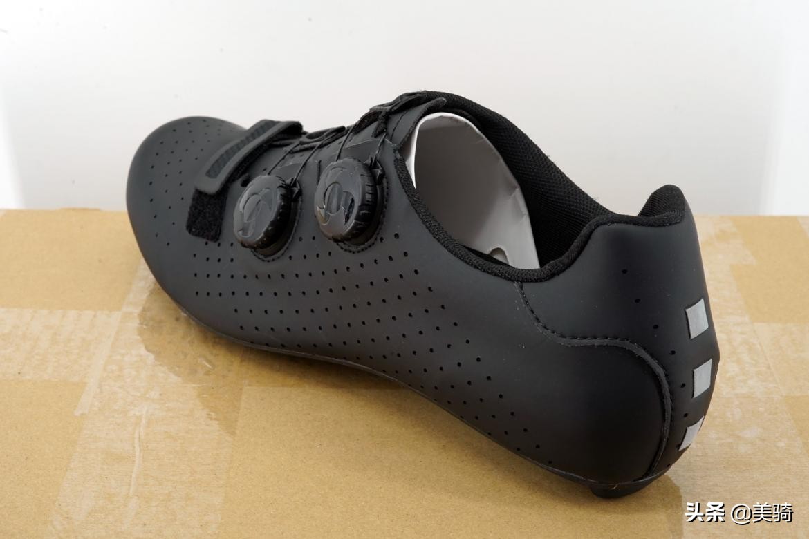 国产抗造碳底锁鞋推荐,入门公路锁鞋品牌推荐