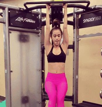 什么样的一步裙不显肚子,什么样的一步裙显瘦