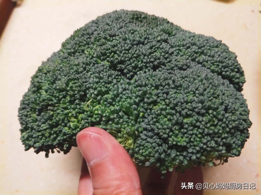 西兰花怎么清洗能洗掉虫子,如何正确清洗西兰花