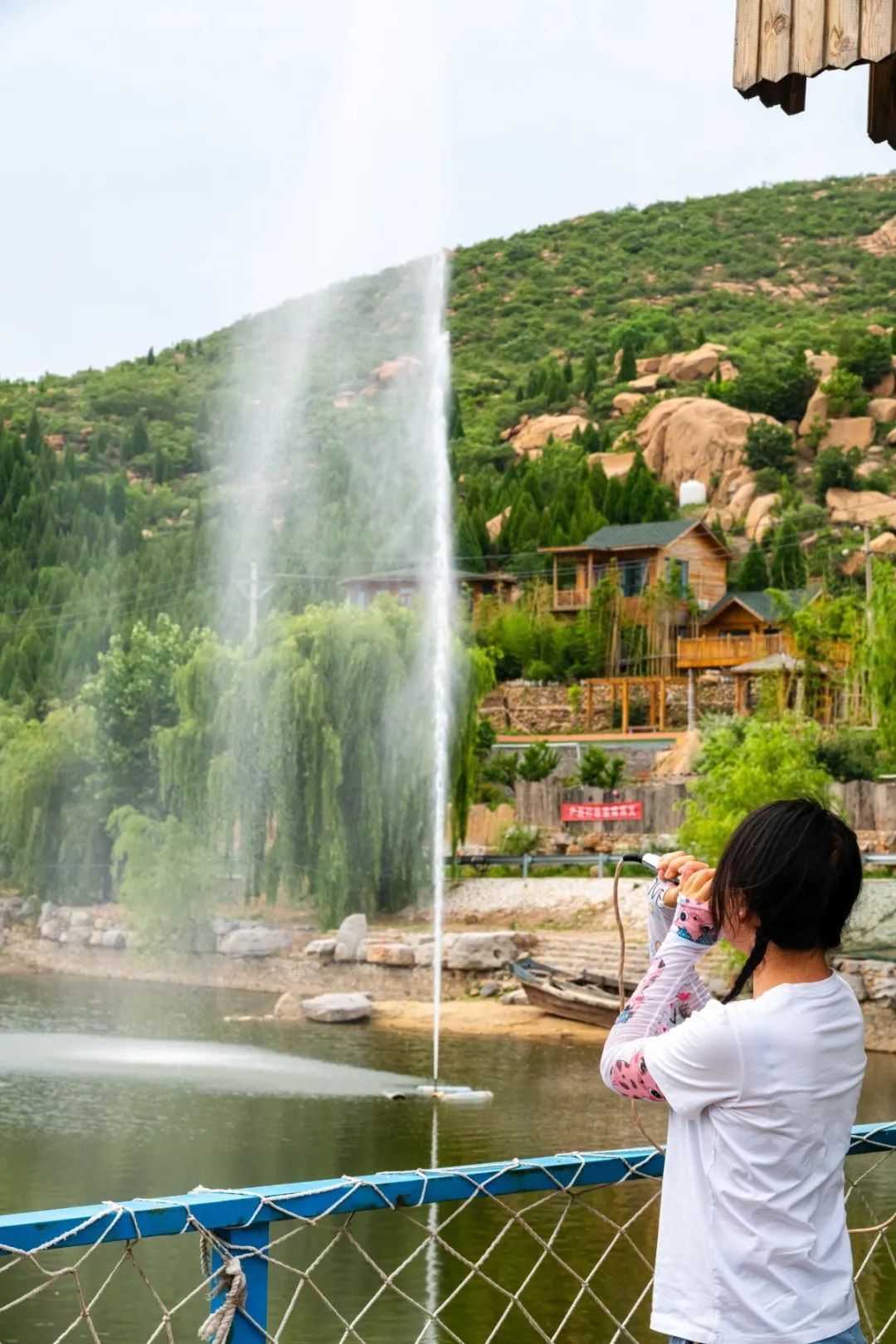 被央视打卡的梨花胜境，千亩白瓣状似雪花，济南莱芜区还有这些国家级景区不容错过！
