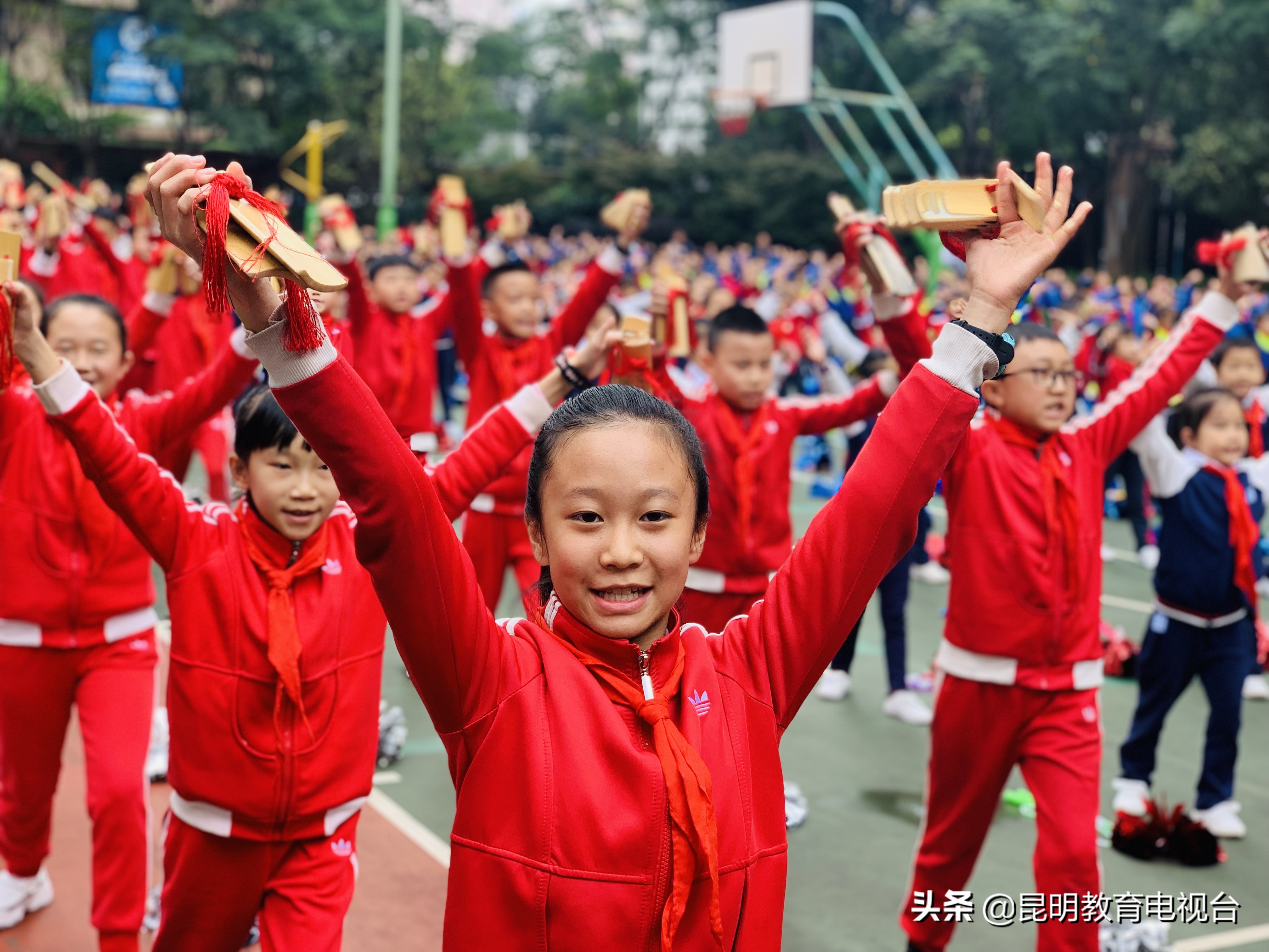 花园小学最美大课间,金康园小学特色大课间活动