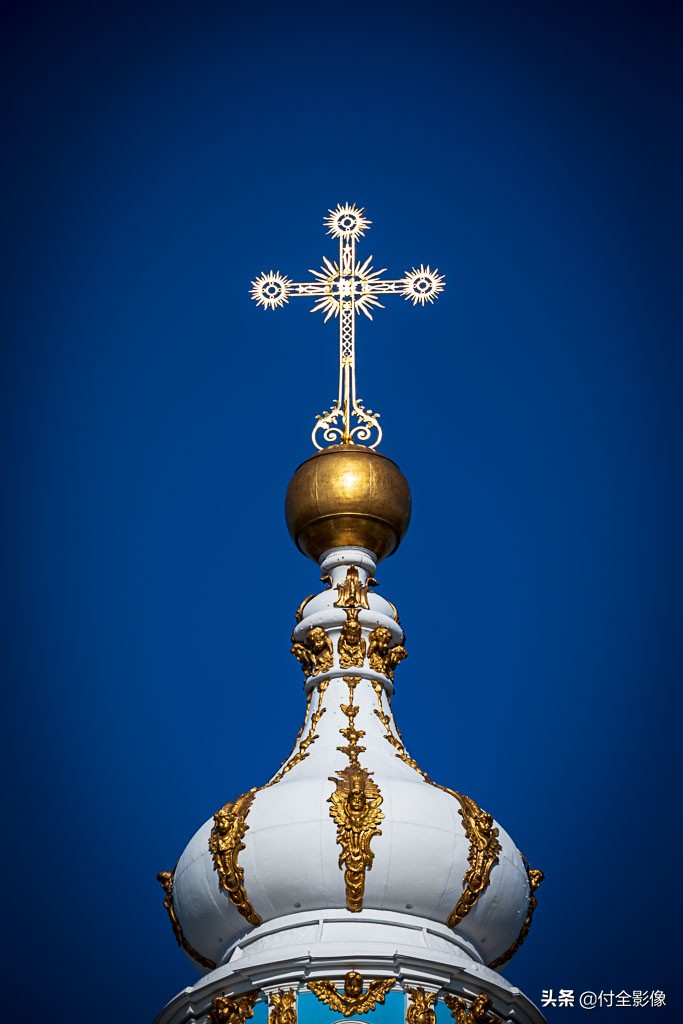 斯莫尔尼修道院主教,斯莫尔尼宫的宫殿