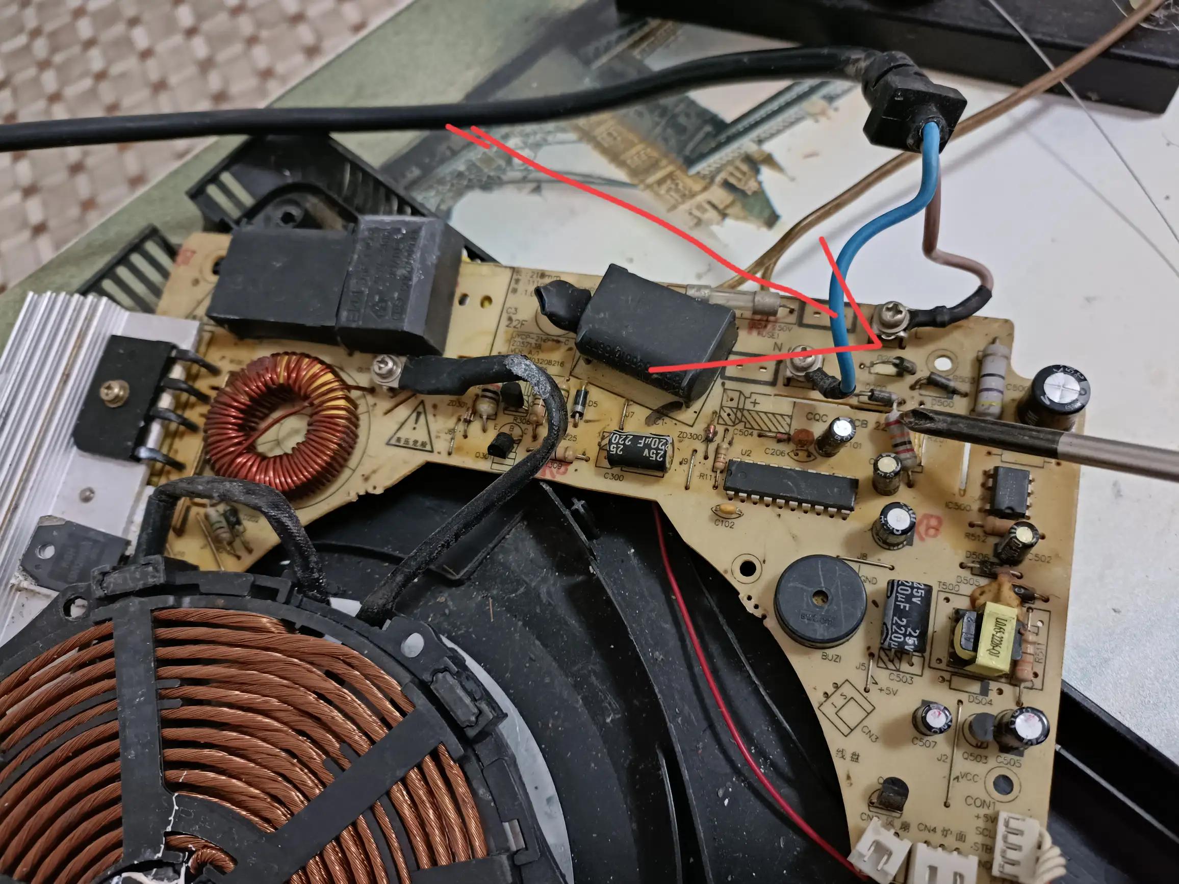 电磁炉故障显示e3十大故障维修,电磁炉出现e3电压过高怎么修