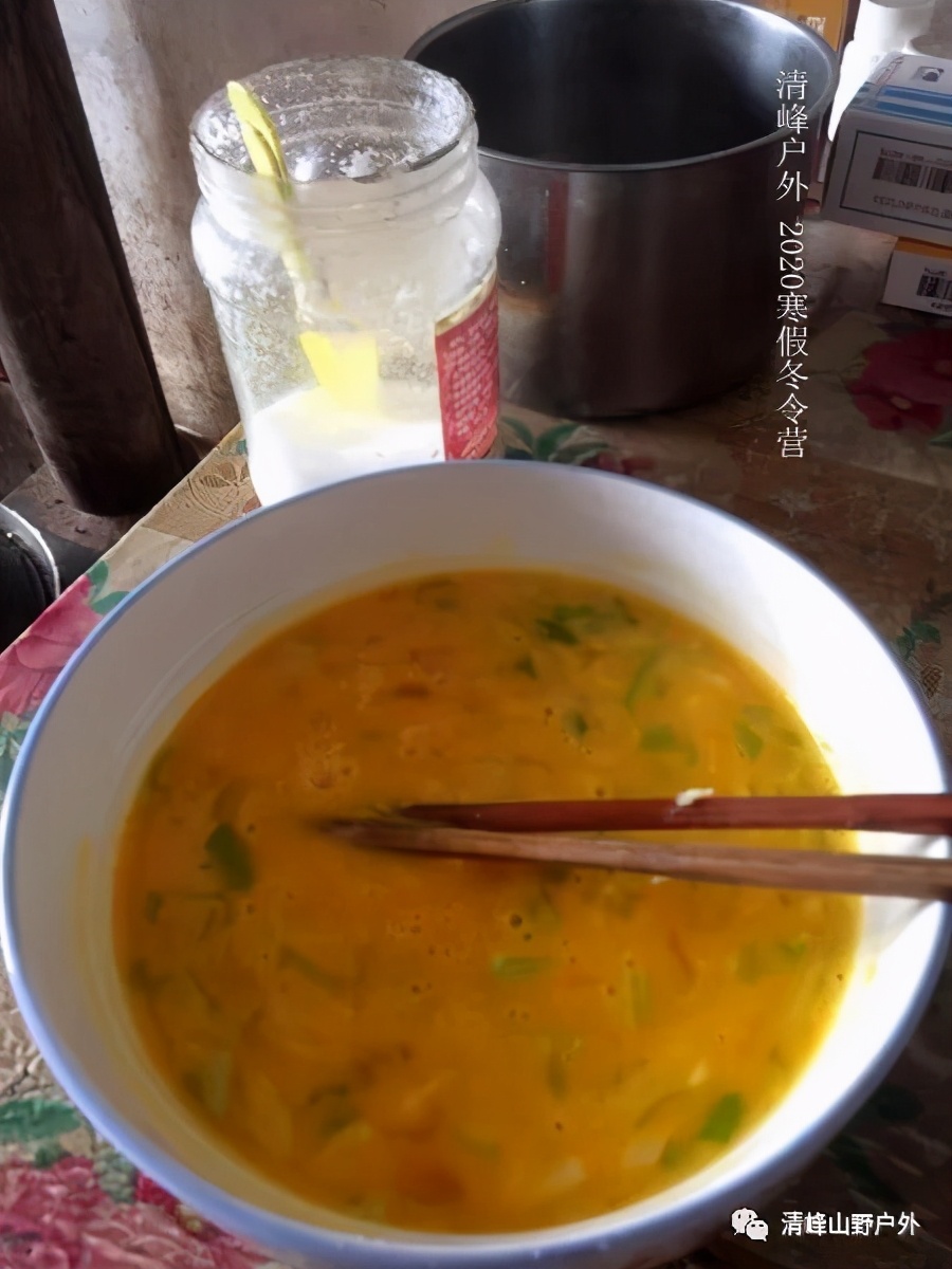 适合小学生寒假去的冬令营,冬天儿童冰雪游学