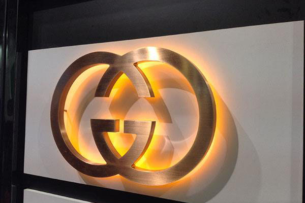 开槽机和雕刻机区别,开槽机和弯字机区别